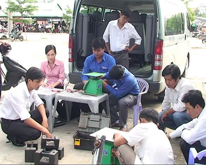 hinh-anh-kiem-dinh-can-hau-giang