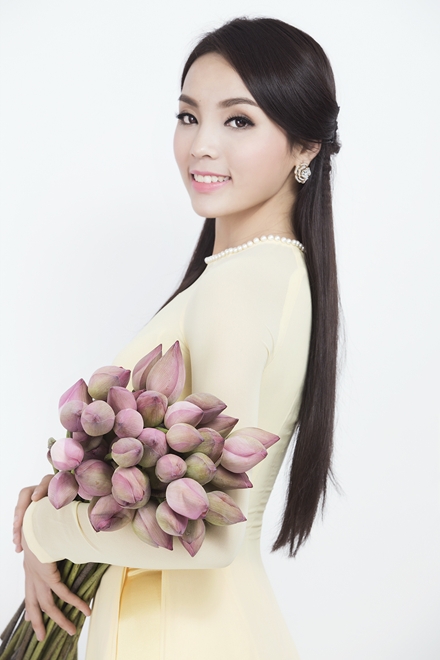 hoa-hau-ky-duyen-hoa-sen-13