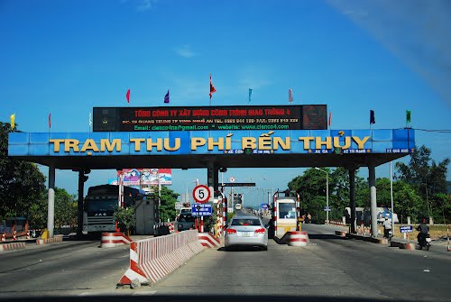 dat-tram-can-tai-tram-thu-phi-soi-xe-qua-tai